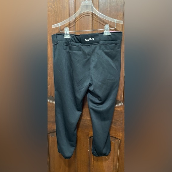 Rip-It women’s size X-Large black 4 way stretch material softball pants. - Picture 2 of 6